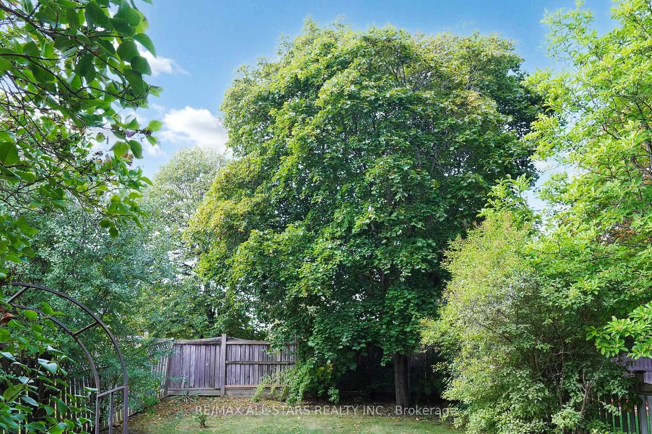 82, Waterbridge, Unionville, Markham