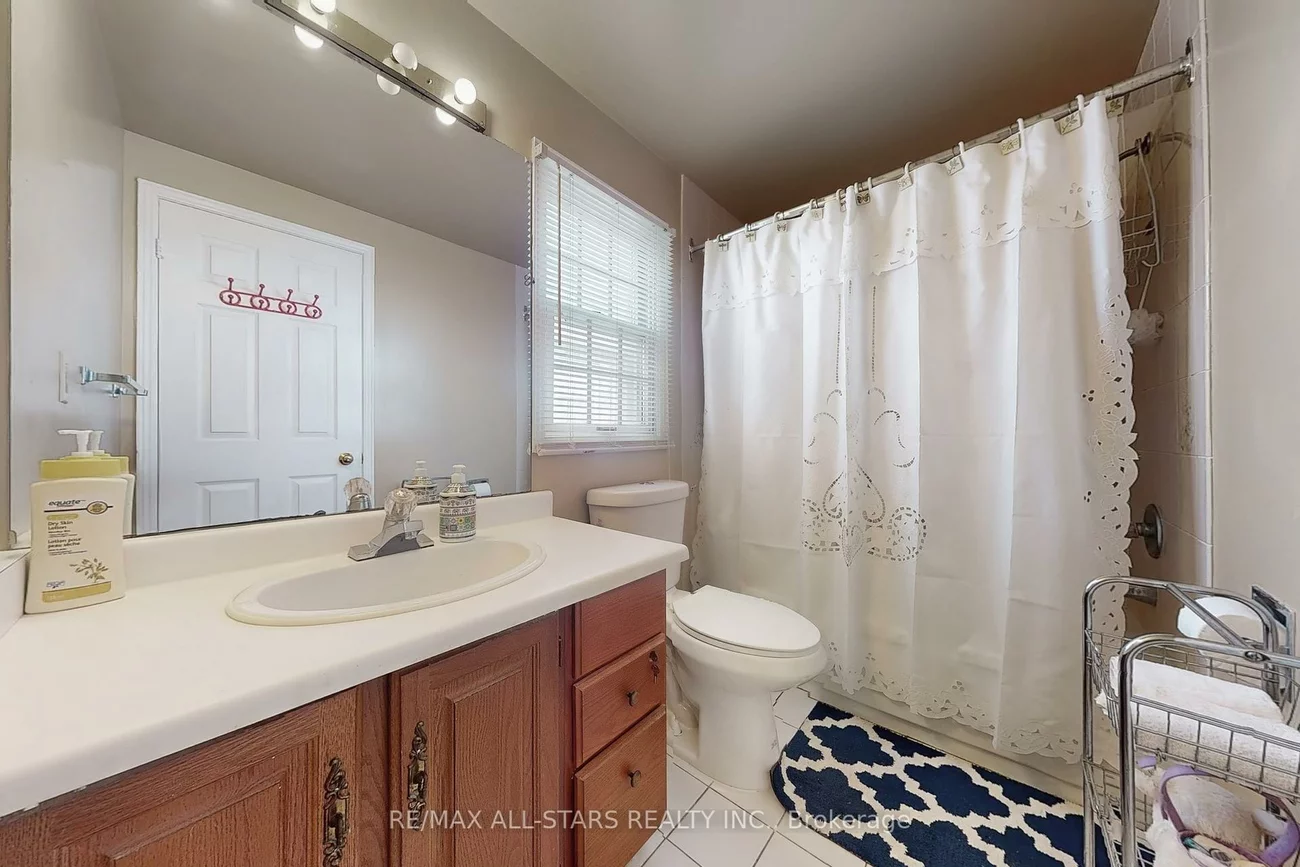 82, Waterbridge, Unionville, Markham