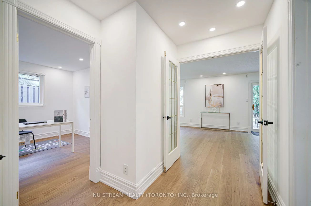 8, Hemingway, Unionville, Markham