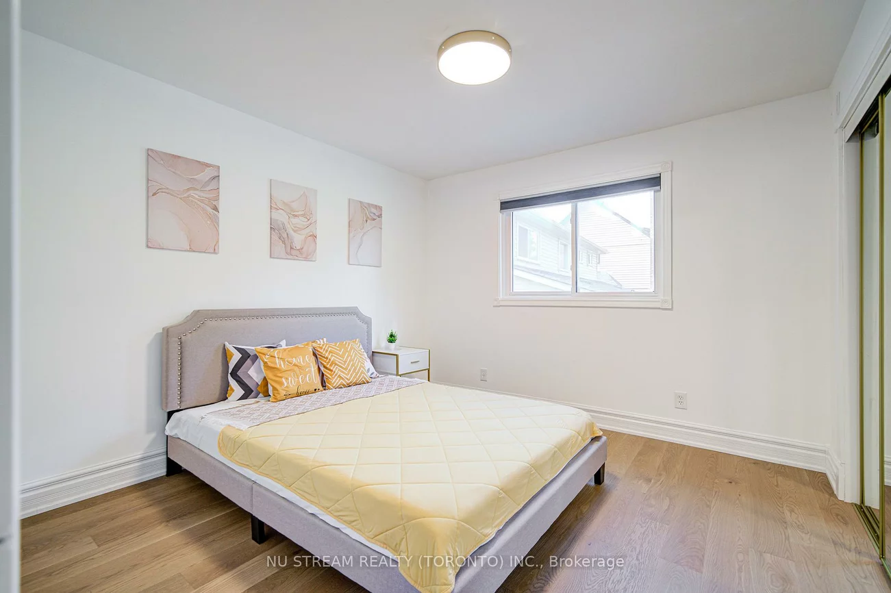 8, Hemingway, Unionville, Markham