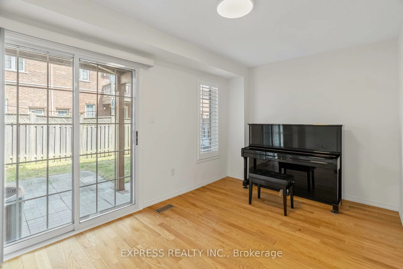 104, Prince Charles, Berczy, Markham