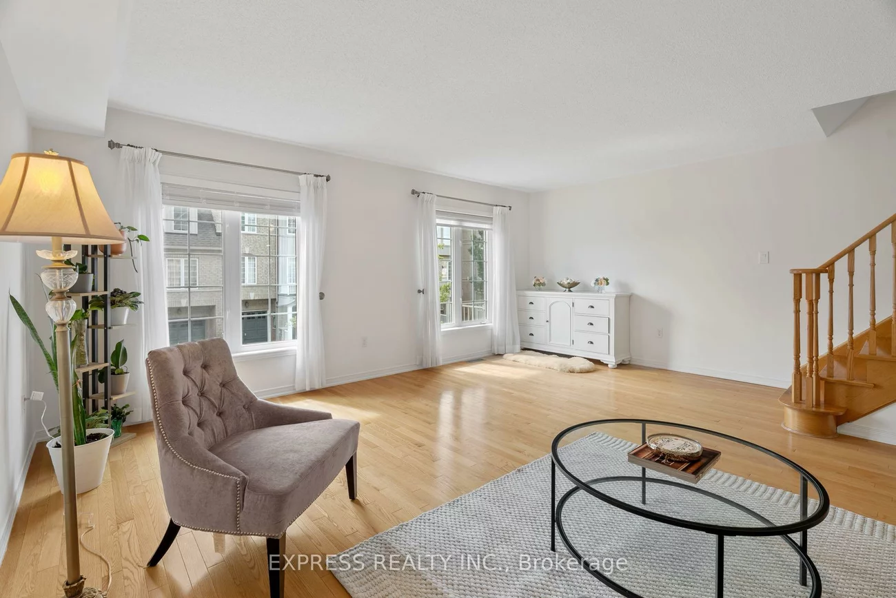 104, Prince Charles, Berczy, Markham