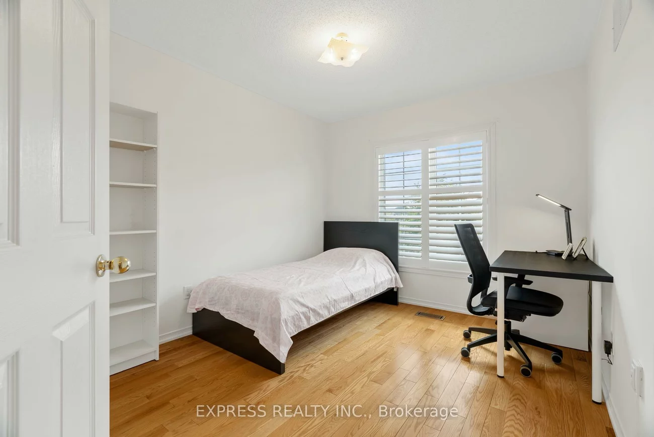 104, Prince Charles, Berczy, Markham