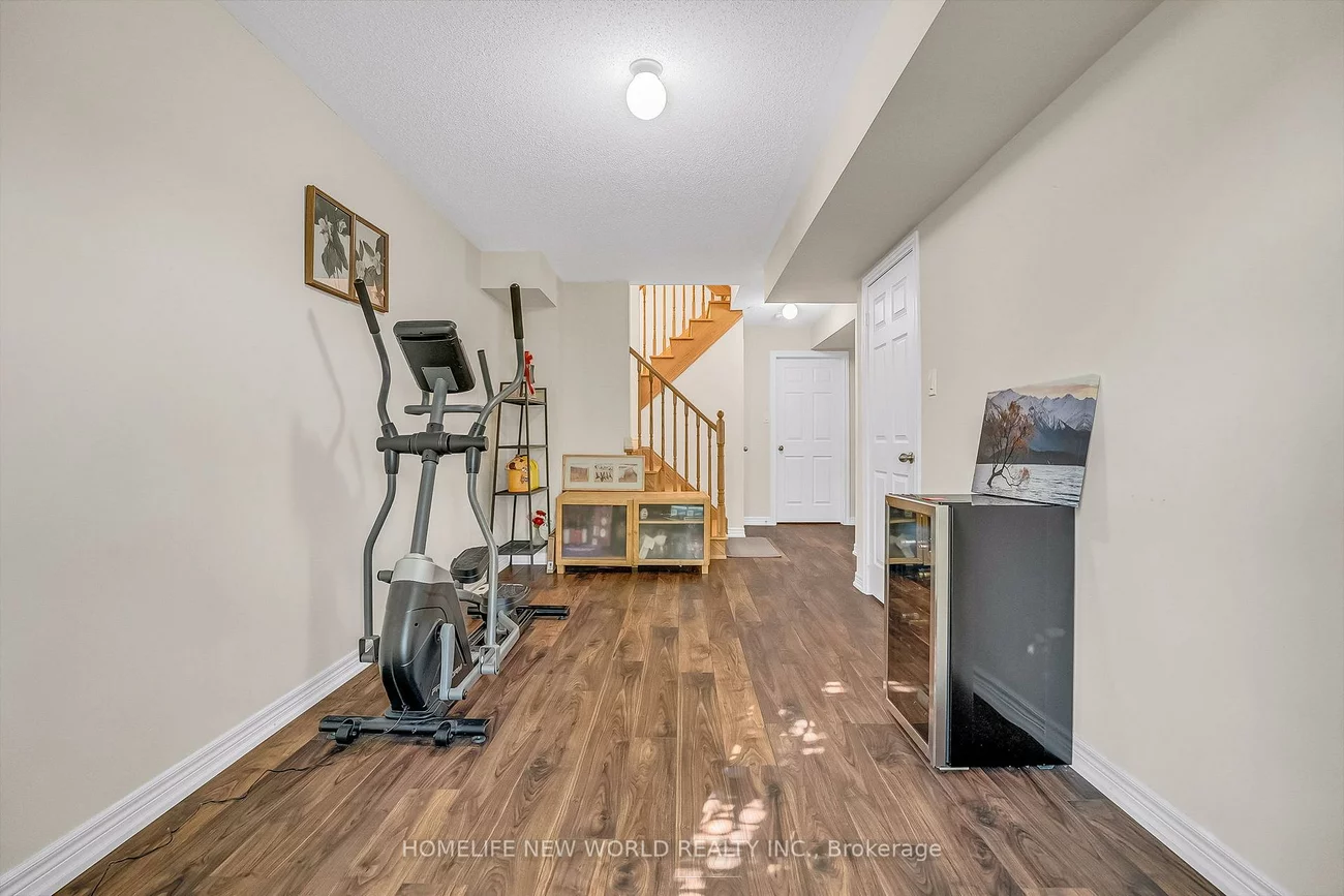 193, Dundas, Greensborough, Markham
