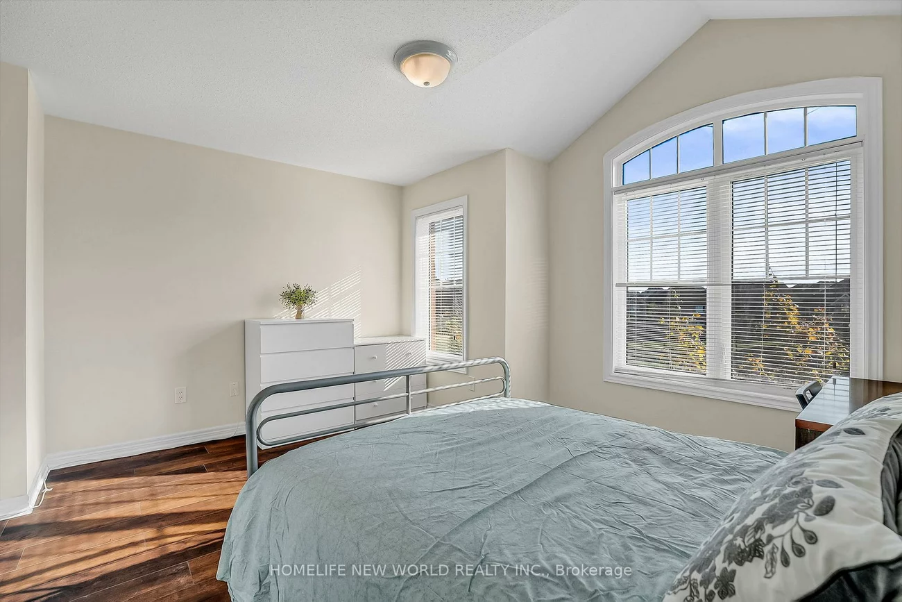 193, Dundas, Greensborough, Markham