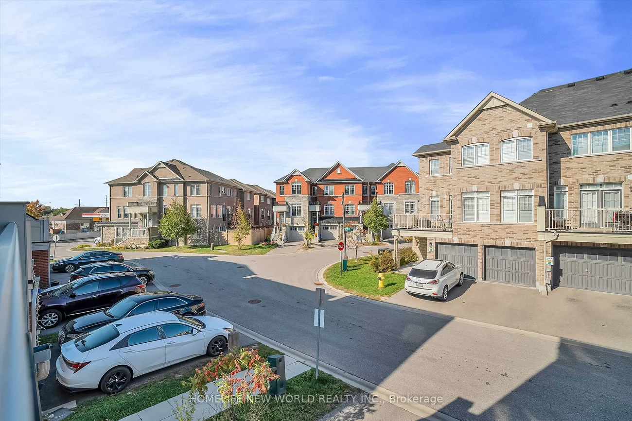 193, Dundas, Greensborough, Markham