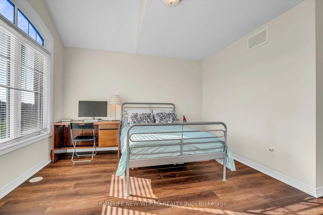 193, Dundas, Greensborough, Markham