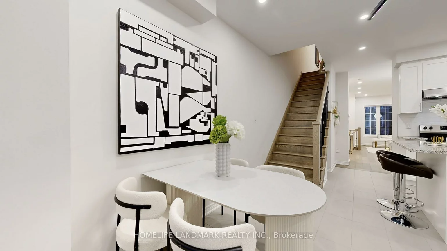 575, White's Hill, Cornell, Markham