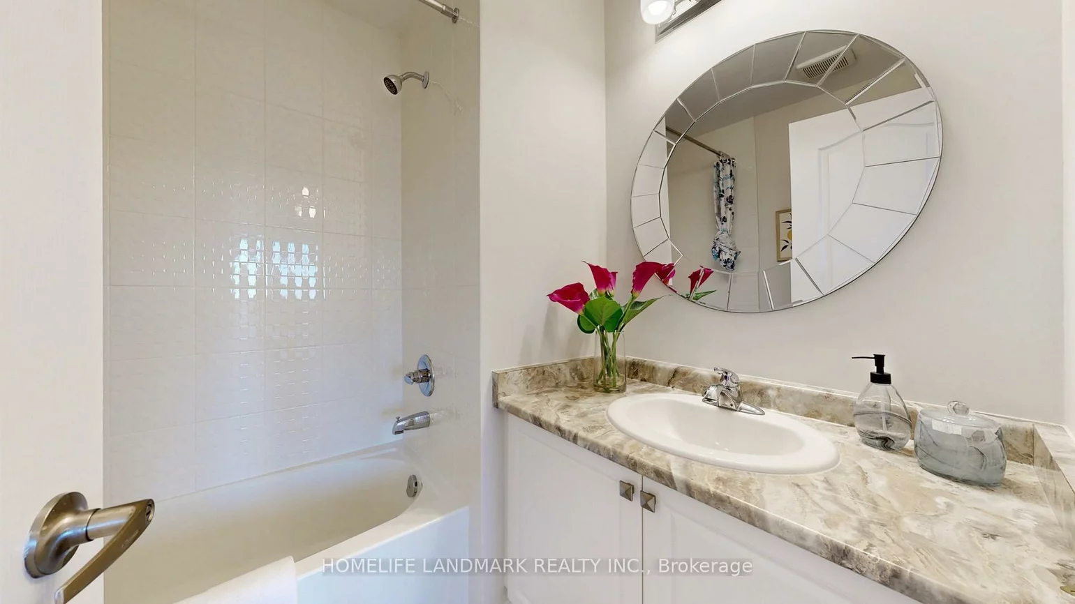 575, White's Hill, Cornell, Markham