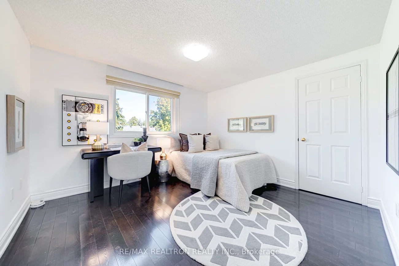 261, Hollingham, Unionville, Markham