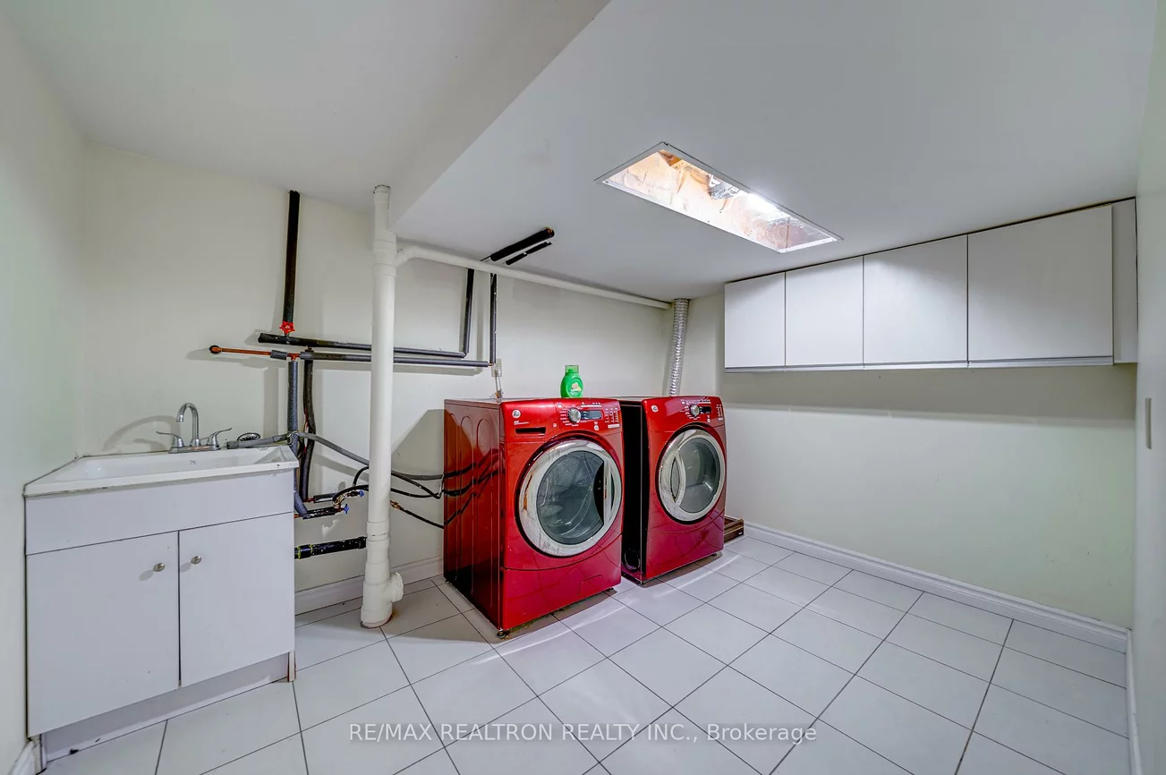 261, Hollingham, Unionville, Markham