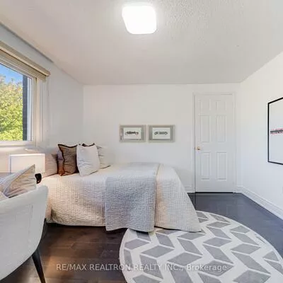 261, Hollingham, Unionville, Markham