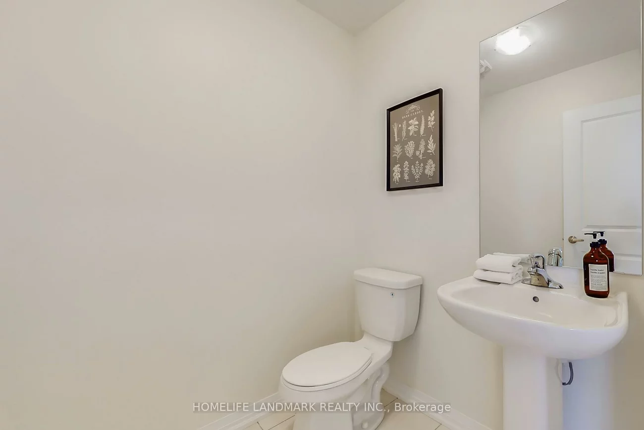 32, Sissons, Cedar Grove, Markham