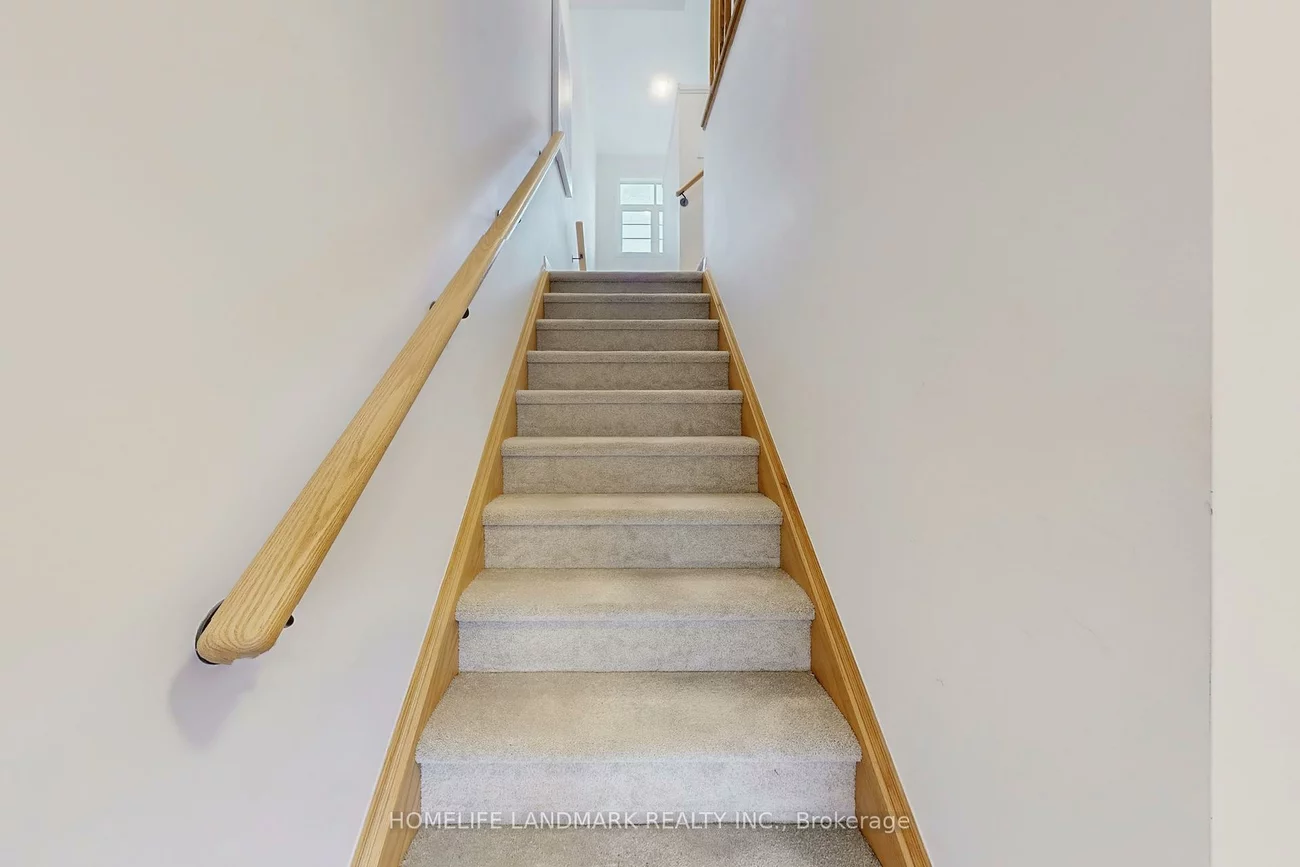 32, Sissons, Cedar Grove, Markham