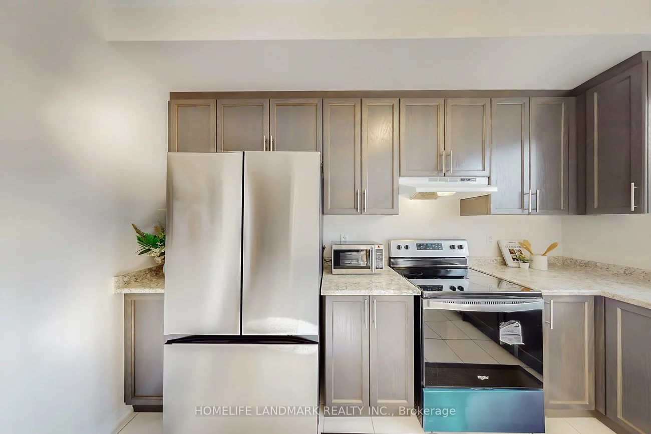 32, Sissons, Cedar Grove, Markham