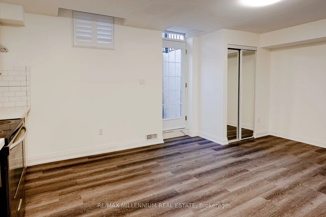 1, Bracknell, Berczy, Markham