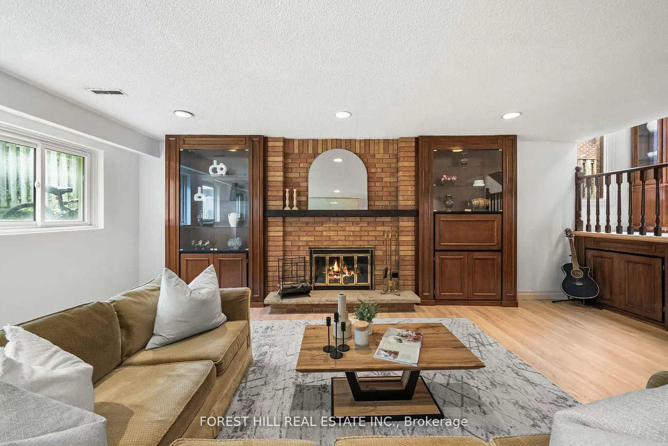 3, Saunders, Aileen-Willowbrook, Markham