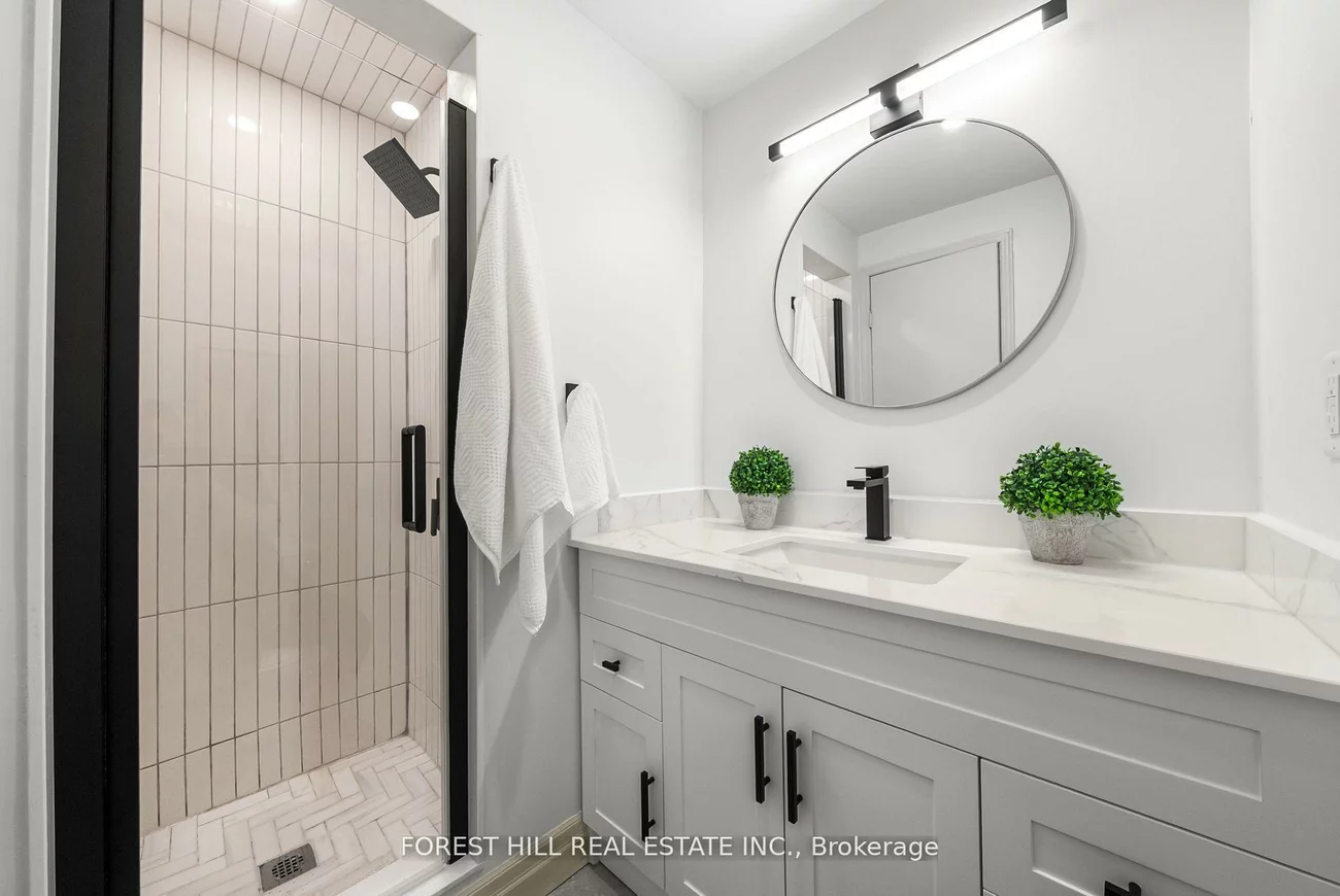3, Saunders, Aileen-Willowbrook, Markham
