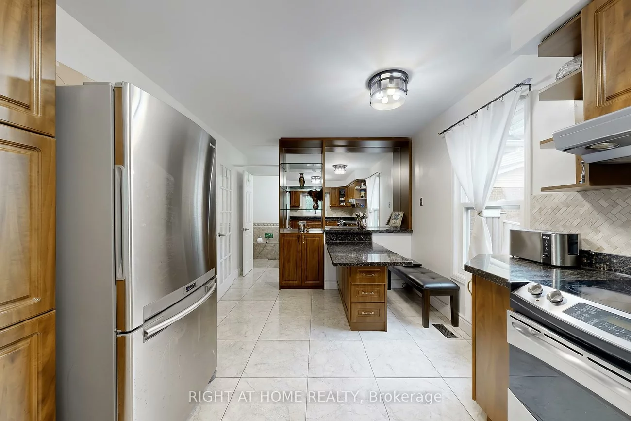 52, Breckonwood, Aileen-Willowbrook, Markham