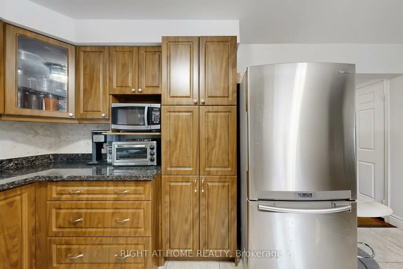 52, Breckonwood, Aileen-Willowbrook, Markham