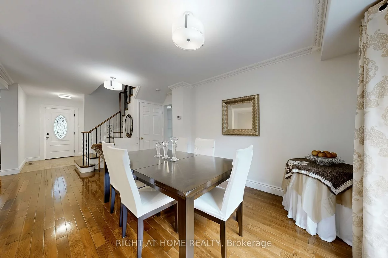 52, Breckonwood, Aileen-Willowbrook, Markham
