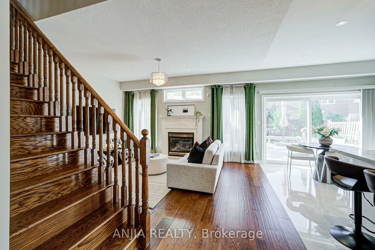 54, Rainbow Valley, Greensborough, Markham