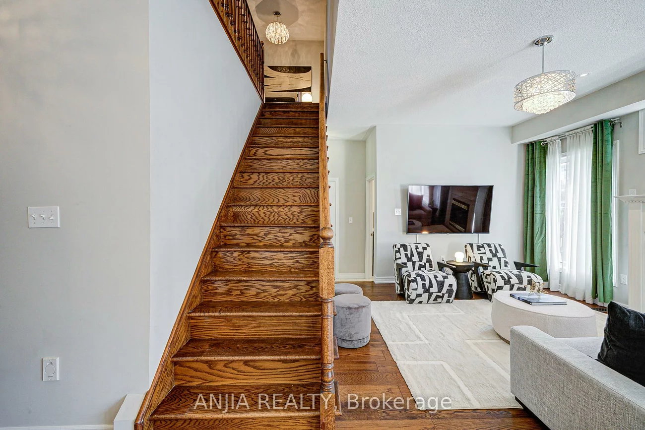 54, Rainbow Valley, Greensborough, Markham