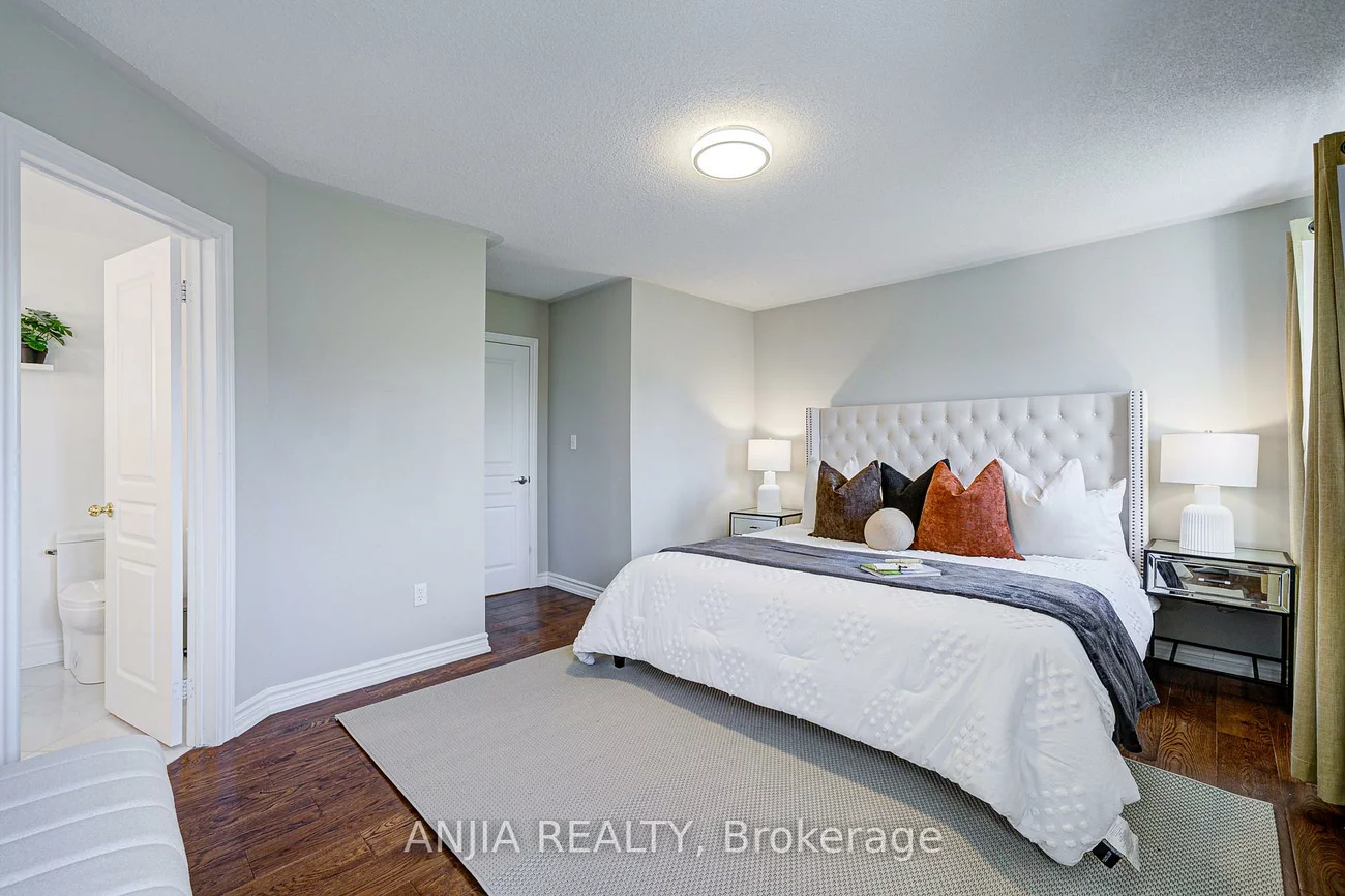 54, Rainbow Valley, Greensborough, Markham
