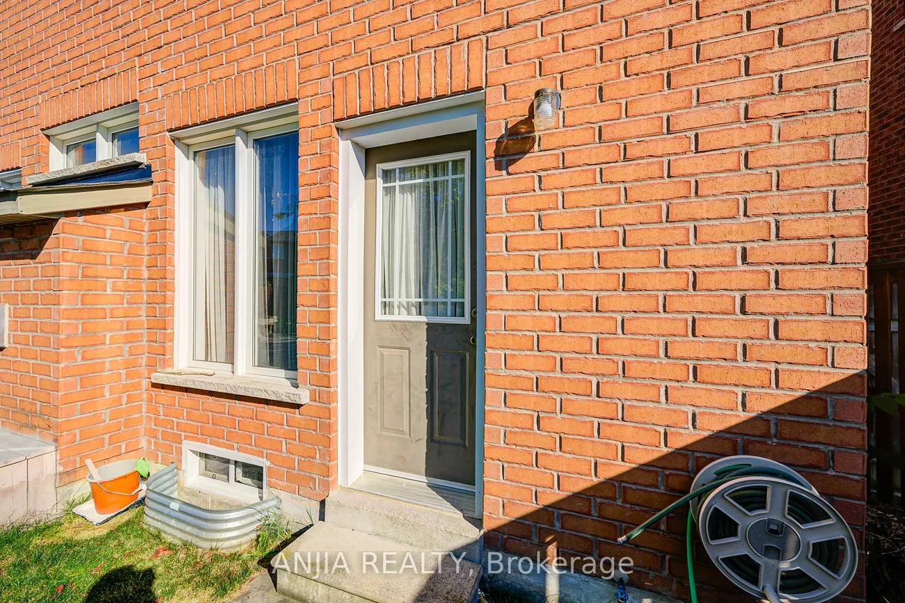 54, Rainbow Valley, Greensborough, Markham