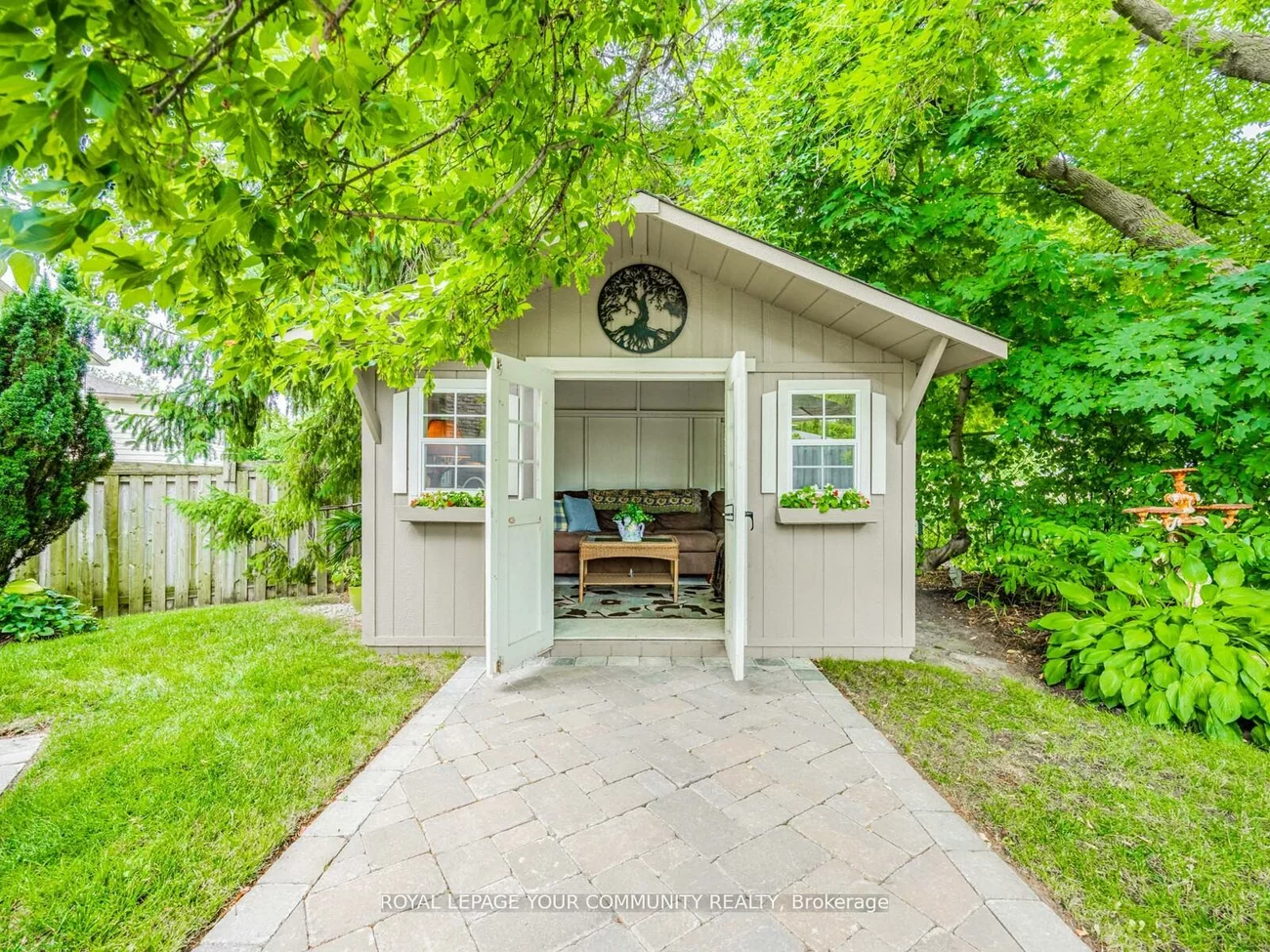 10, Banquo, Royal Orchard, Markham