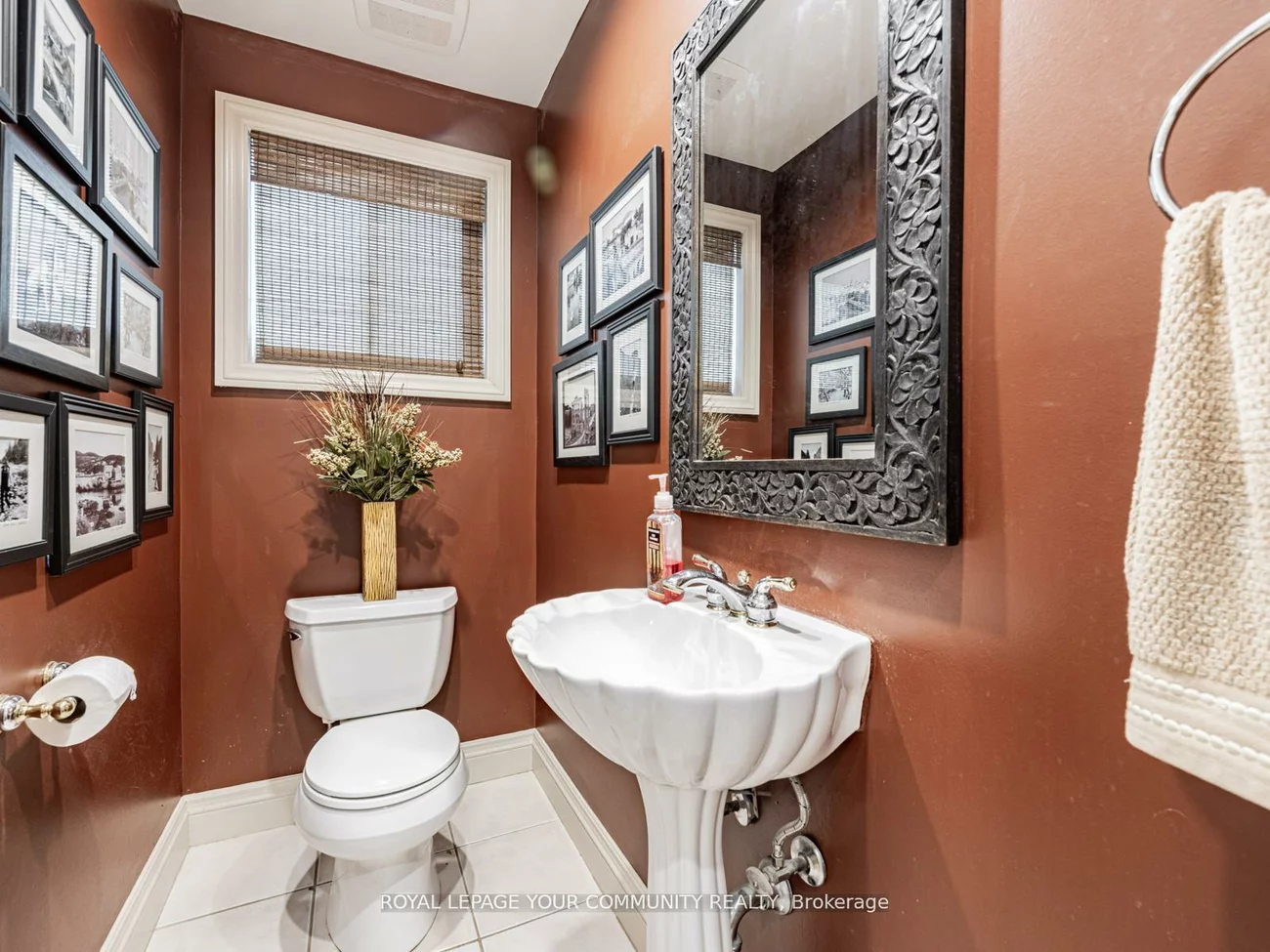 10, Banquo, Royal Orchard, Markham