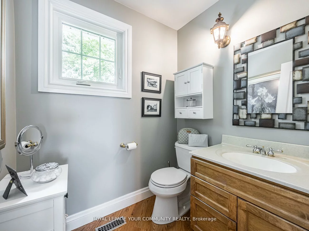 10, Banquo, Royal Orchard, Markham