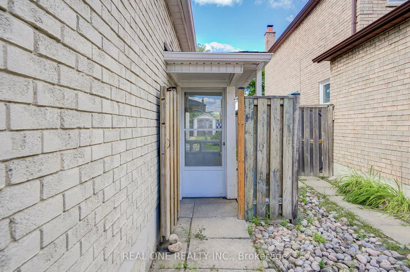 58, Elson, Middlefield, Markham