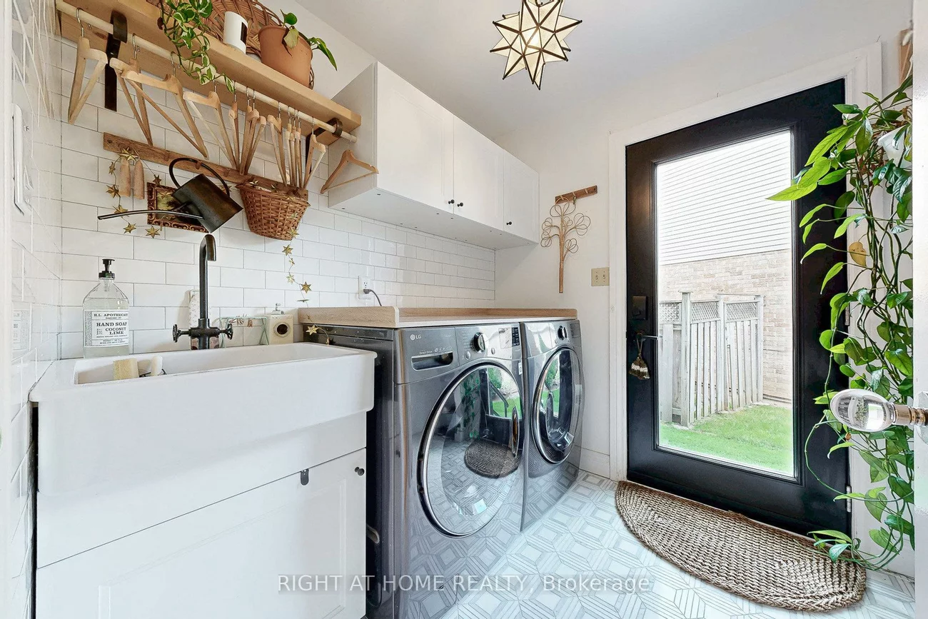 24, Cummings, Thornlea, Markham