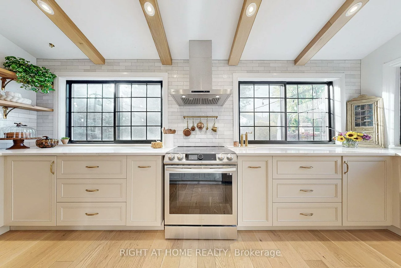 24, Cummings, Thornlea, Markham