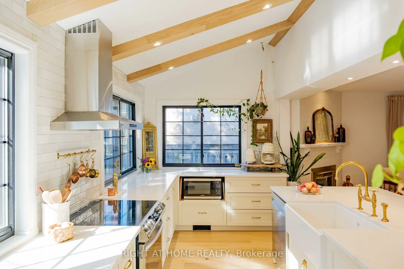 24, Cummings, Thornlea, Markham