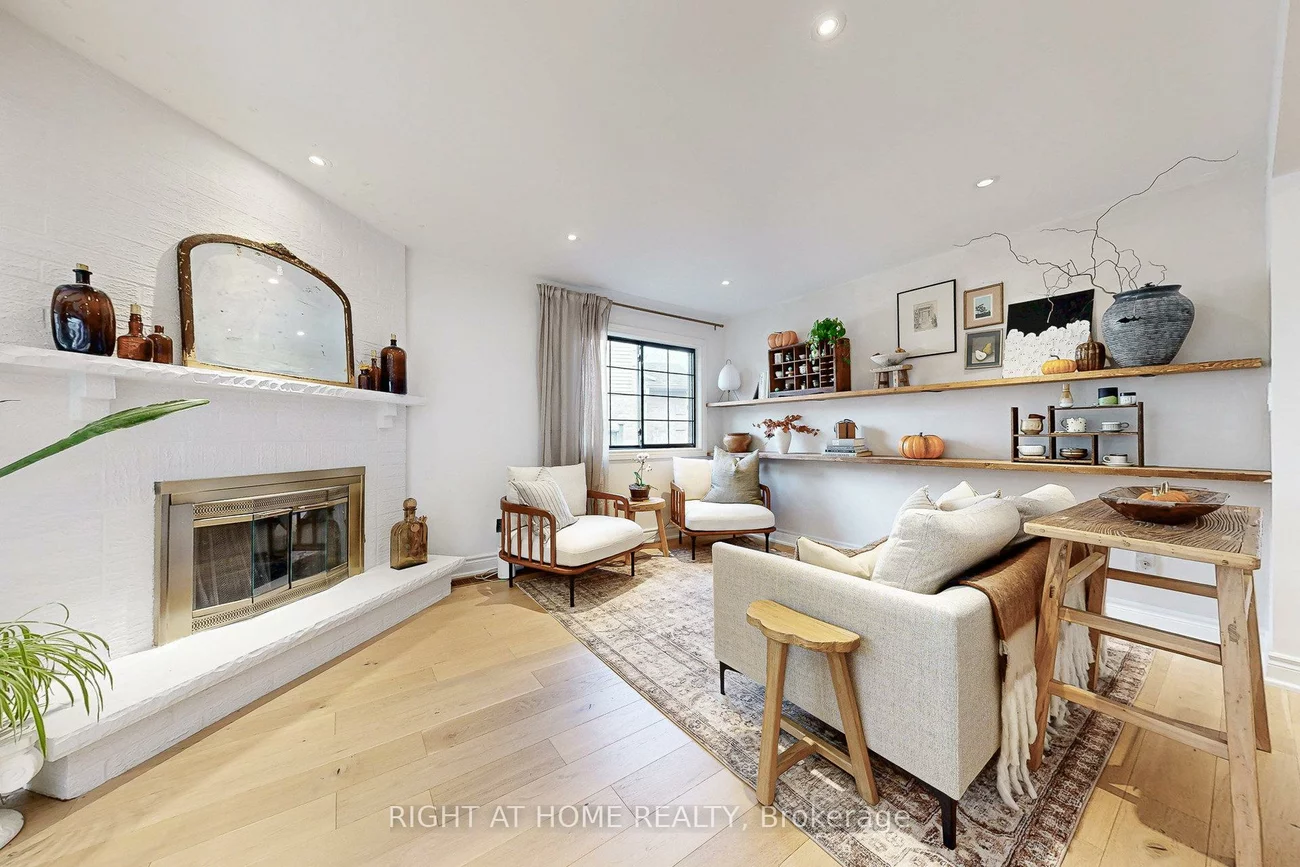 24, Cummings, Thornlea, Markham