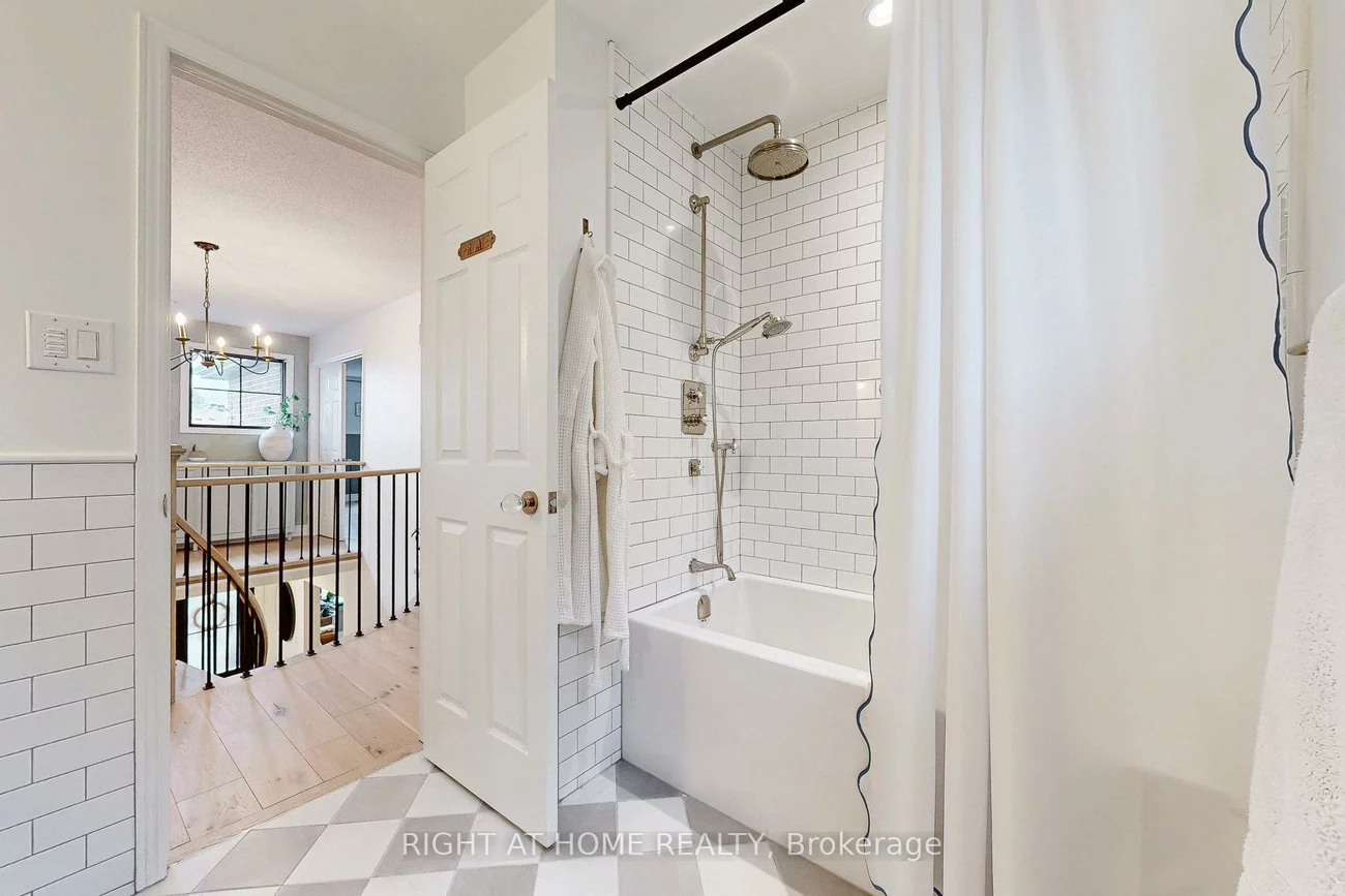 24, Cummings, Thornlea, Markham