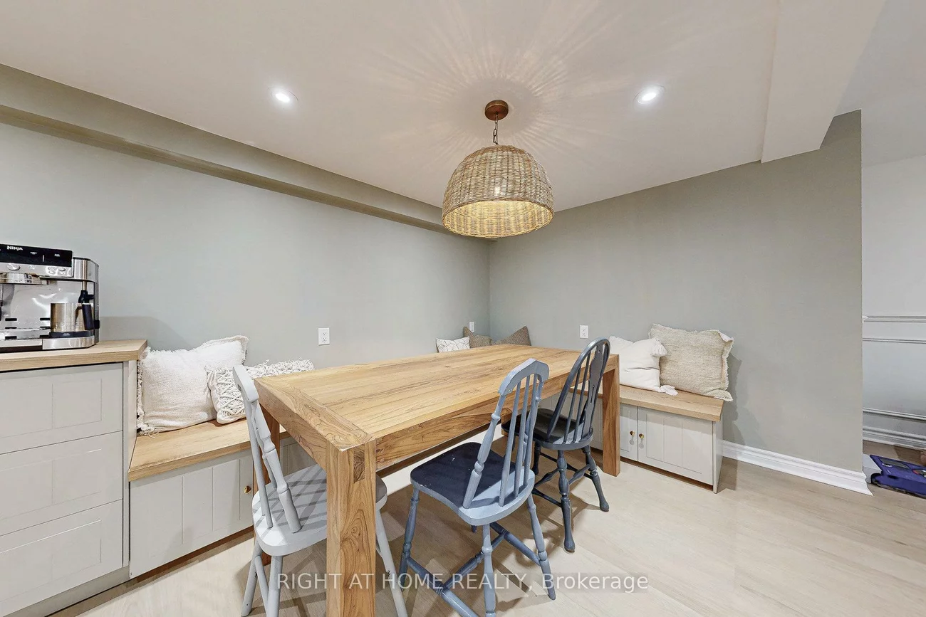 24, Cummings, Thornlea, Markham