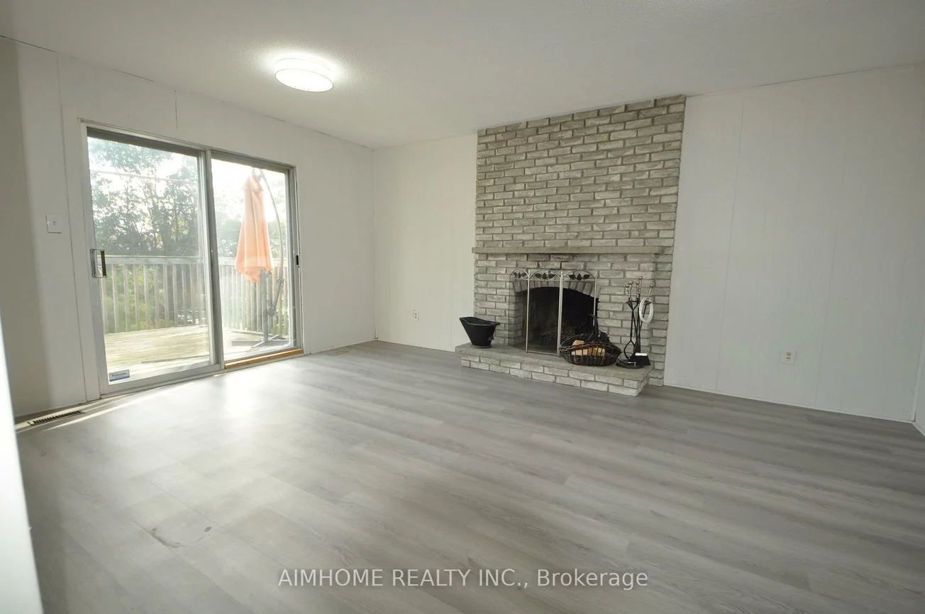 36, Flowervale, German Mills, Markham