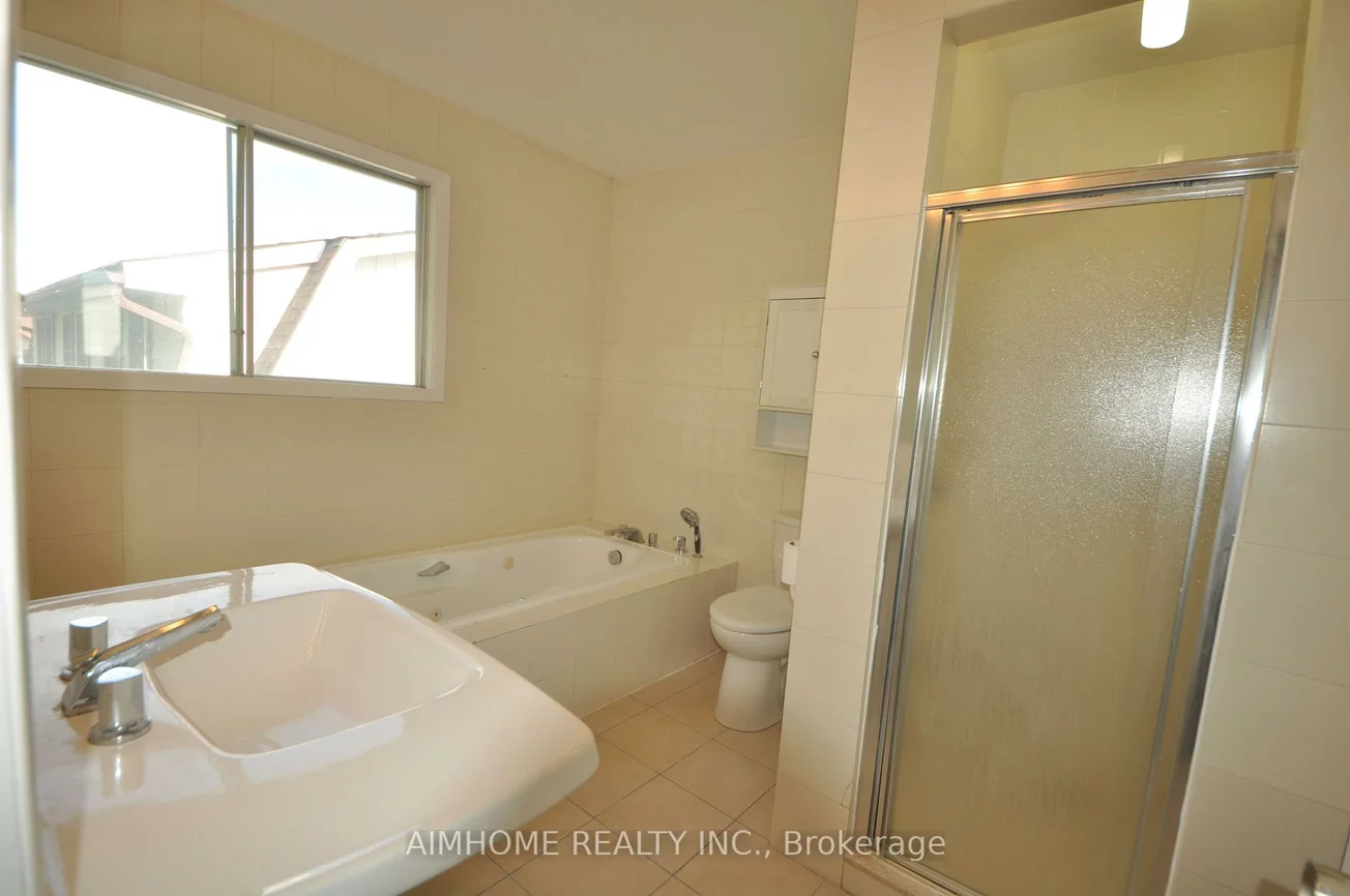 36, Flowervale, German Mills, Markham