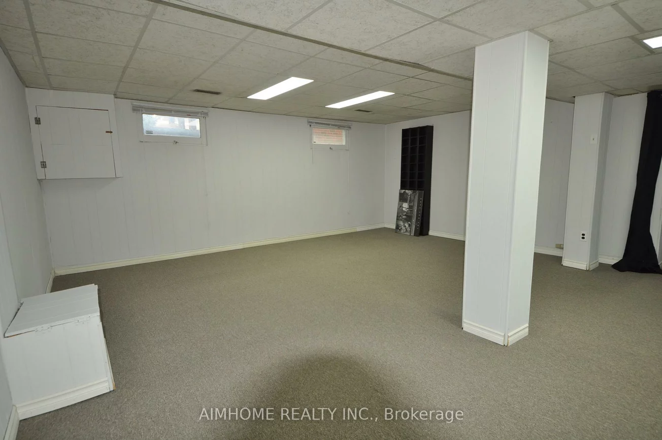 36, Flowervale, German Mills, Markham