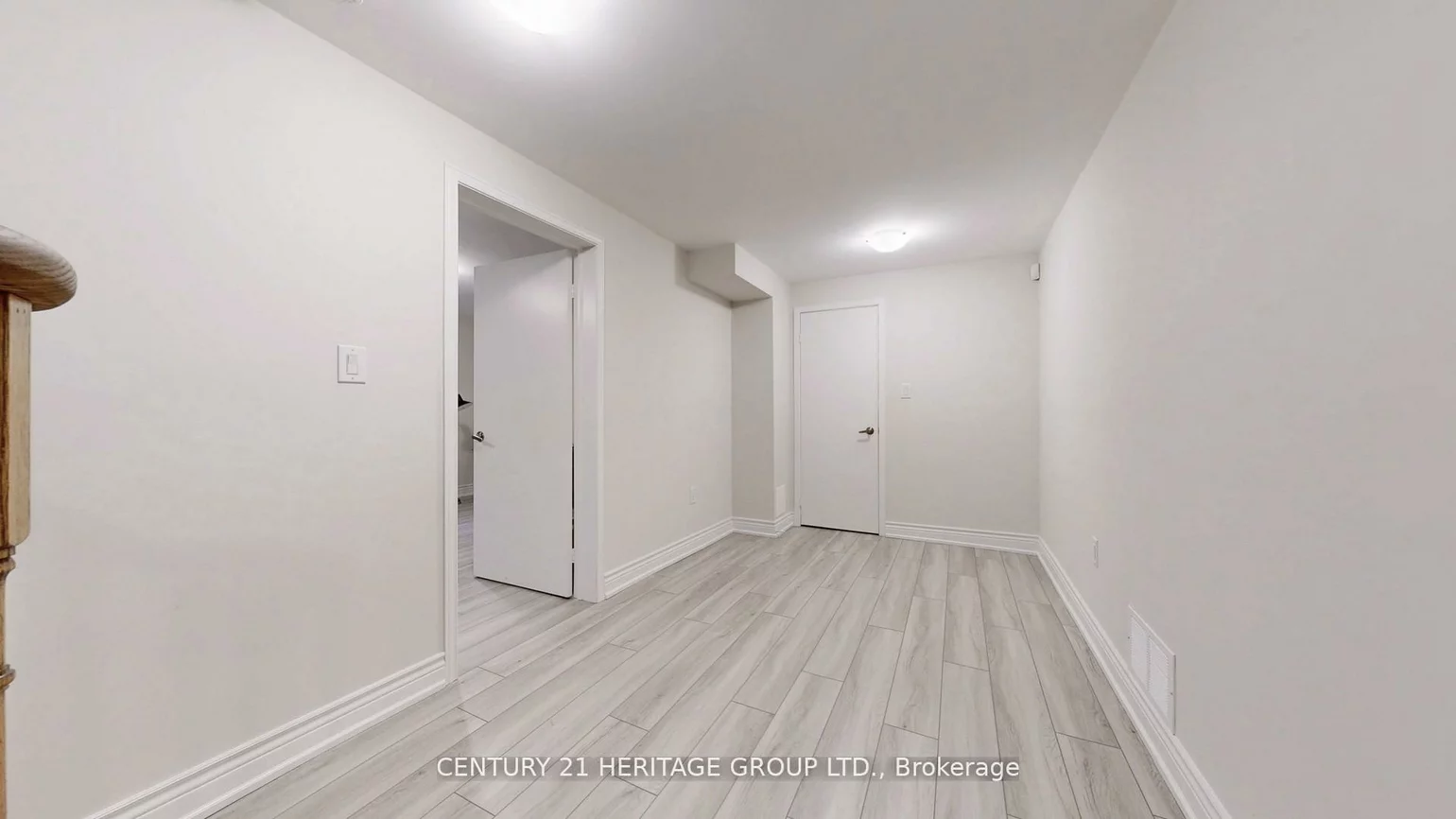 280, Henderson, Royal Orchard, Markham