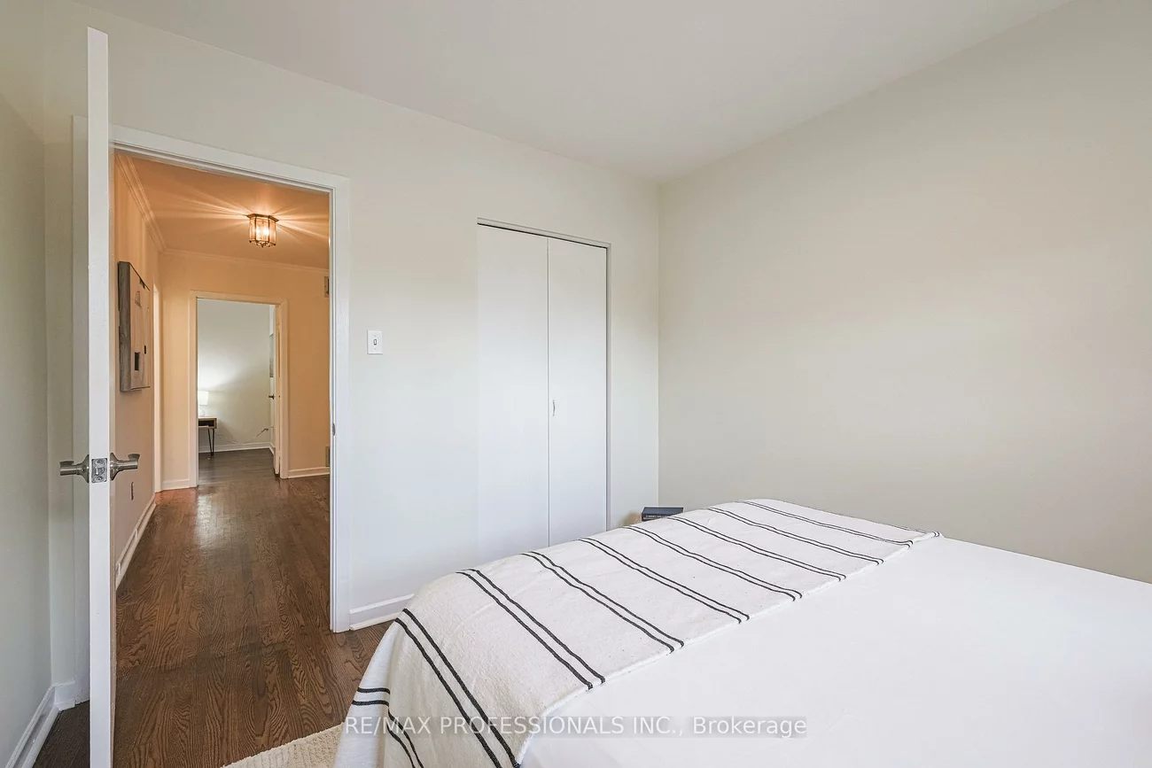 9, Donalbain, Royal Orchard, Markham