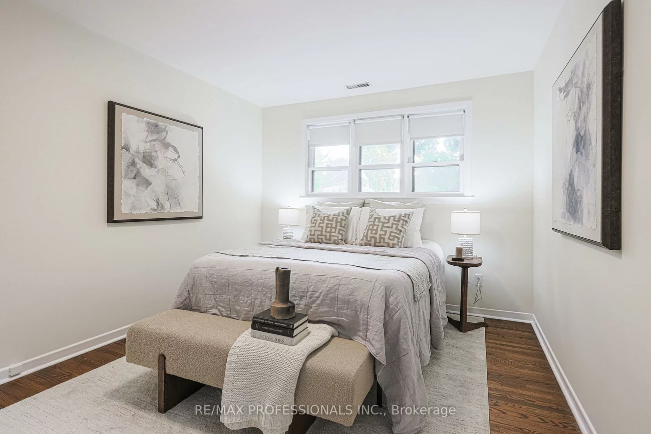 9, Donalbain, Royal Orchard, Markham