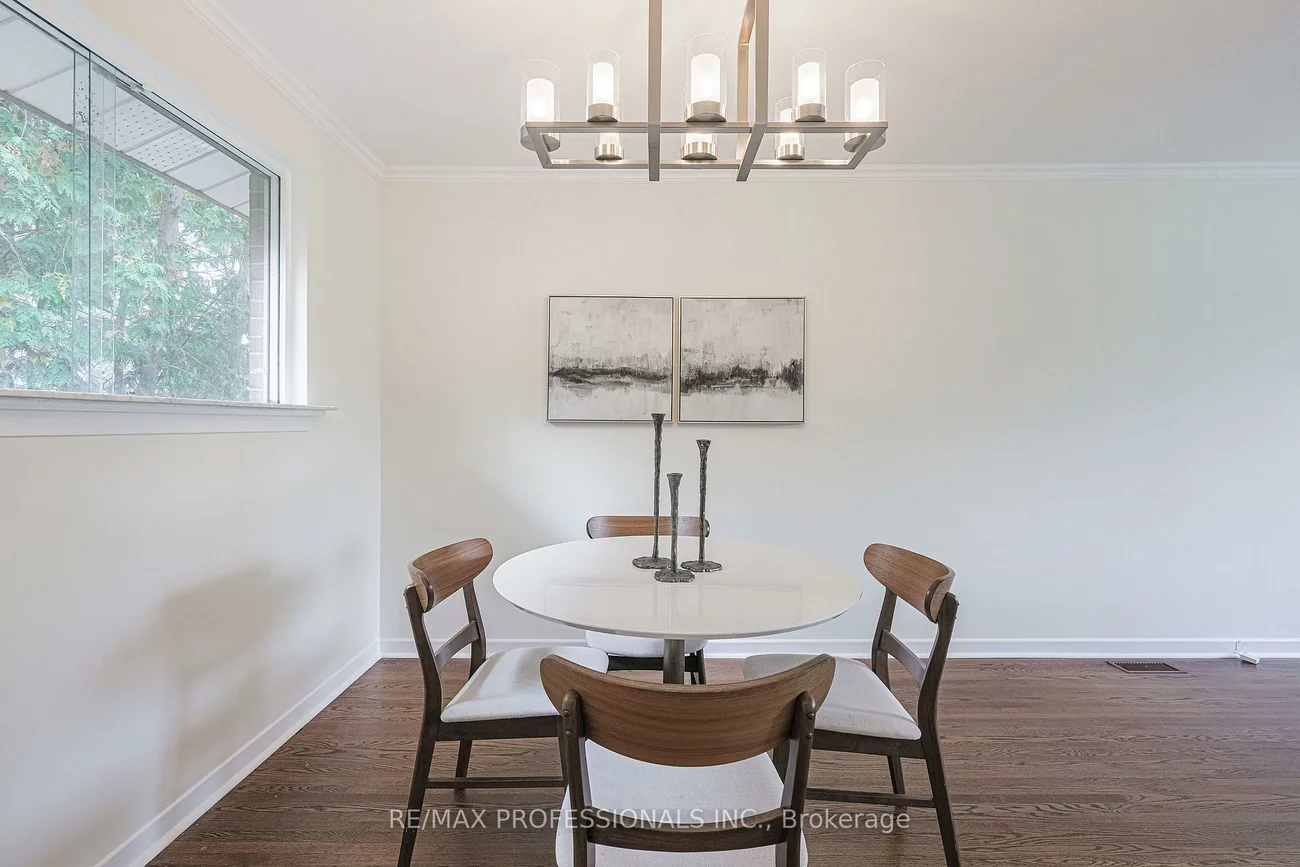 9, Donalbain, Royal Orchard, Markham