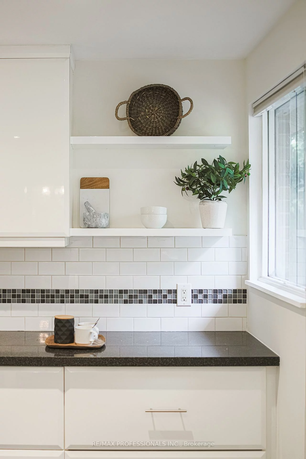 9, Donalbain, Royal Orchard, Markham