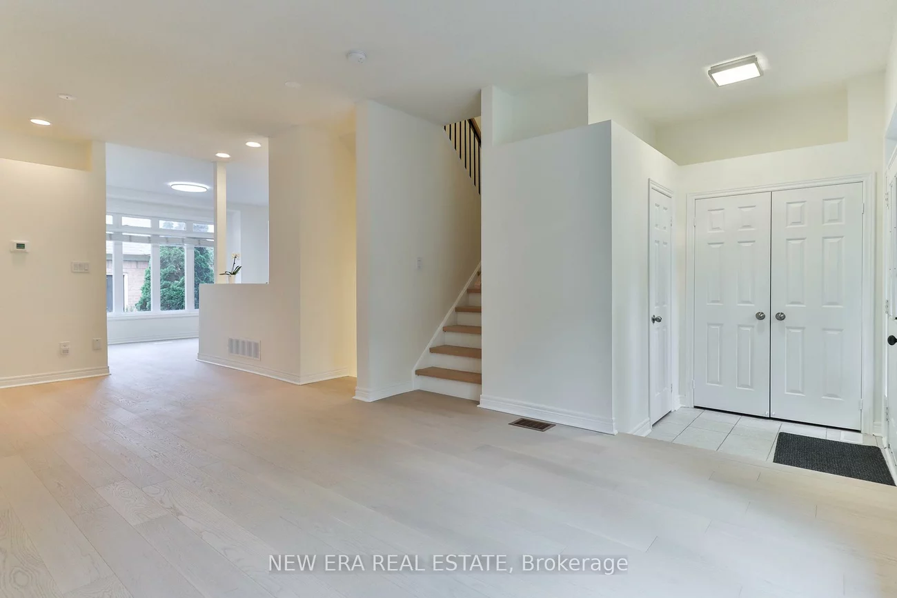 3, Sharon Lee, Berczy, Markham