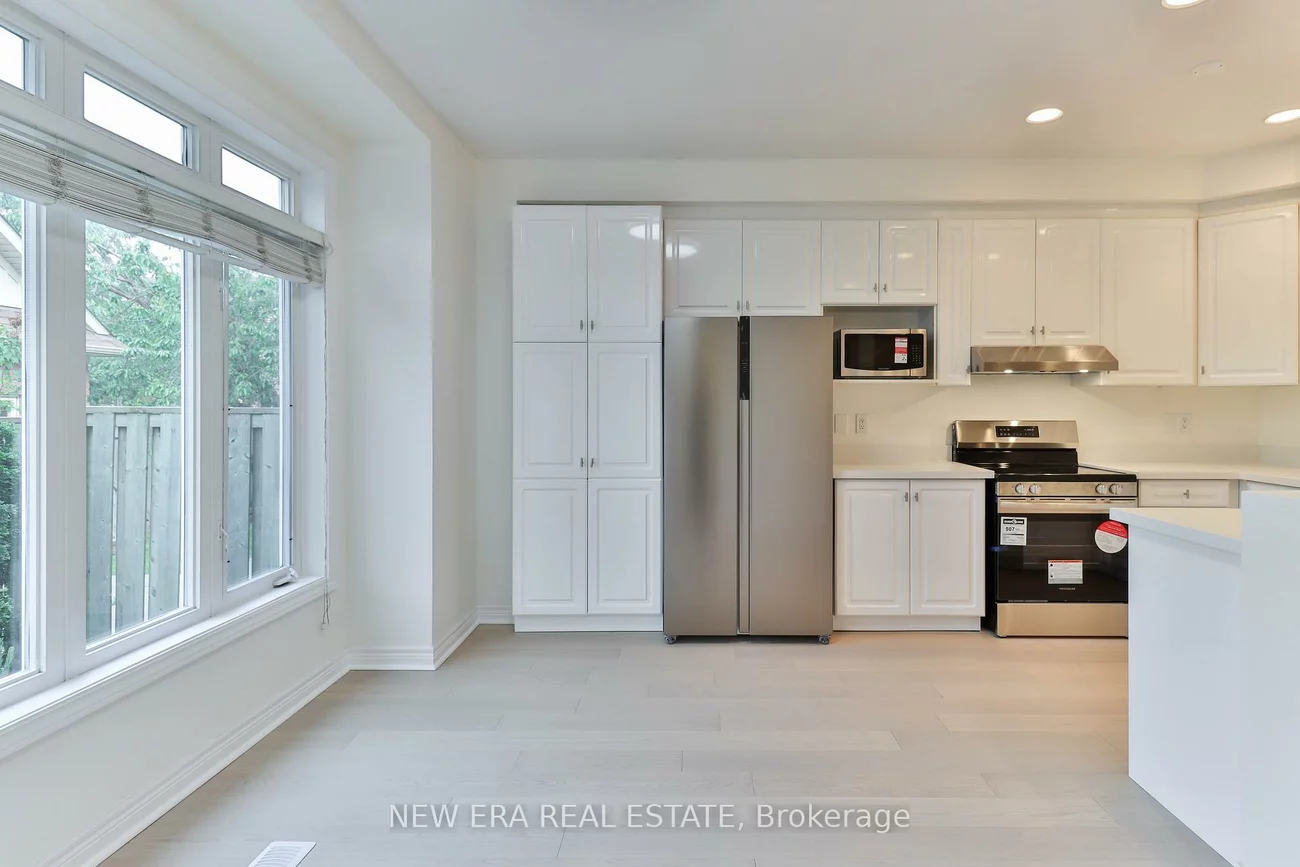 3, Sharon Lee, Berczy, Markham