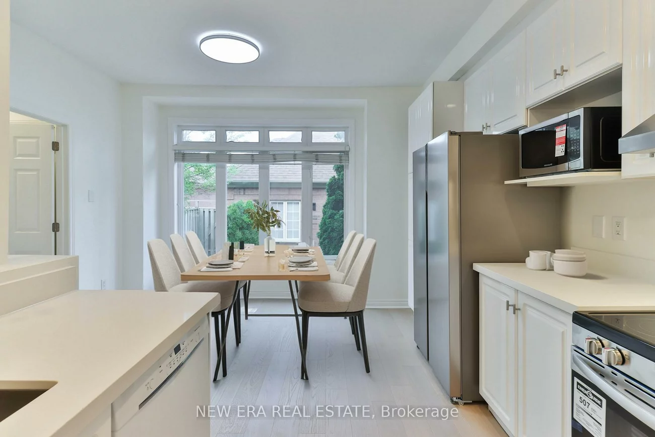 3, Sharon Lee, Berczy, Markham